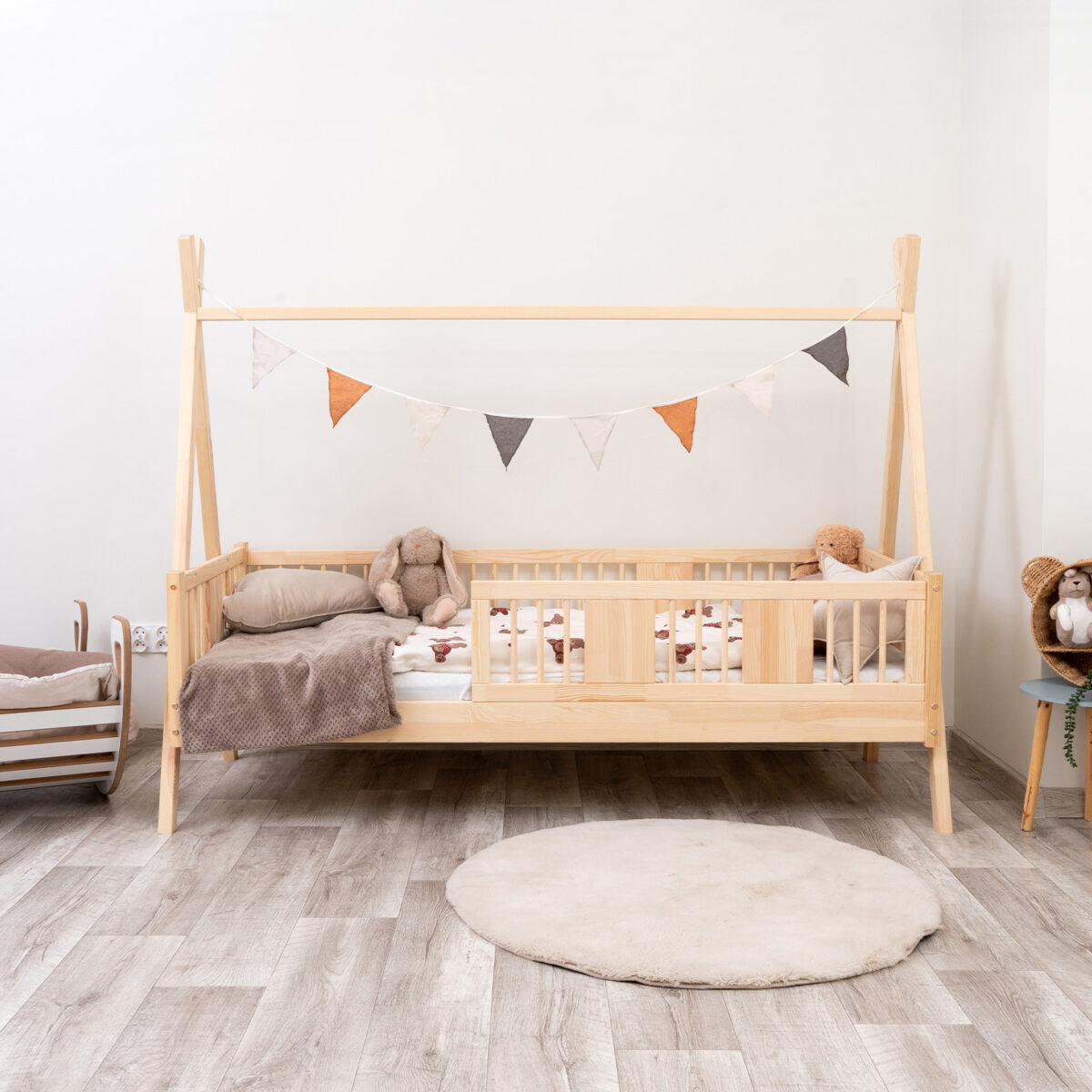 tl1 Kinderbett TIPI LUNA