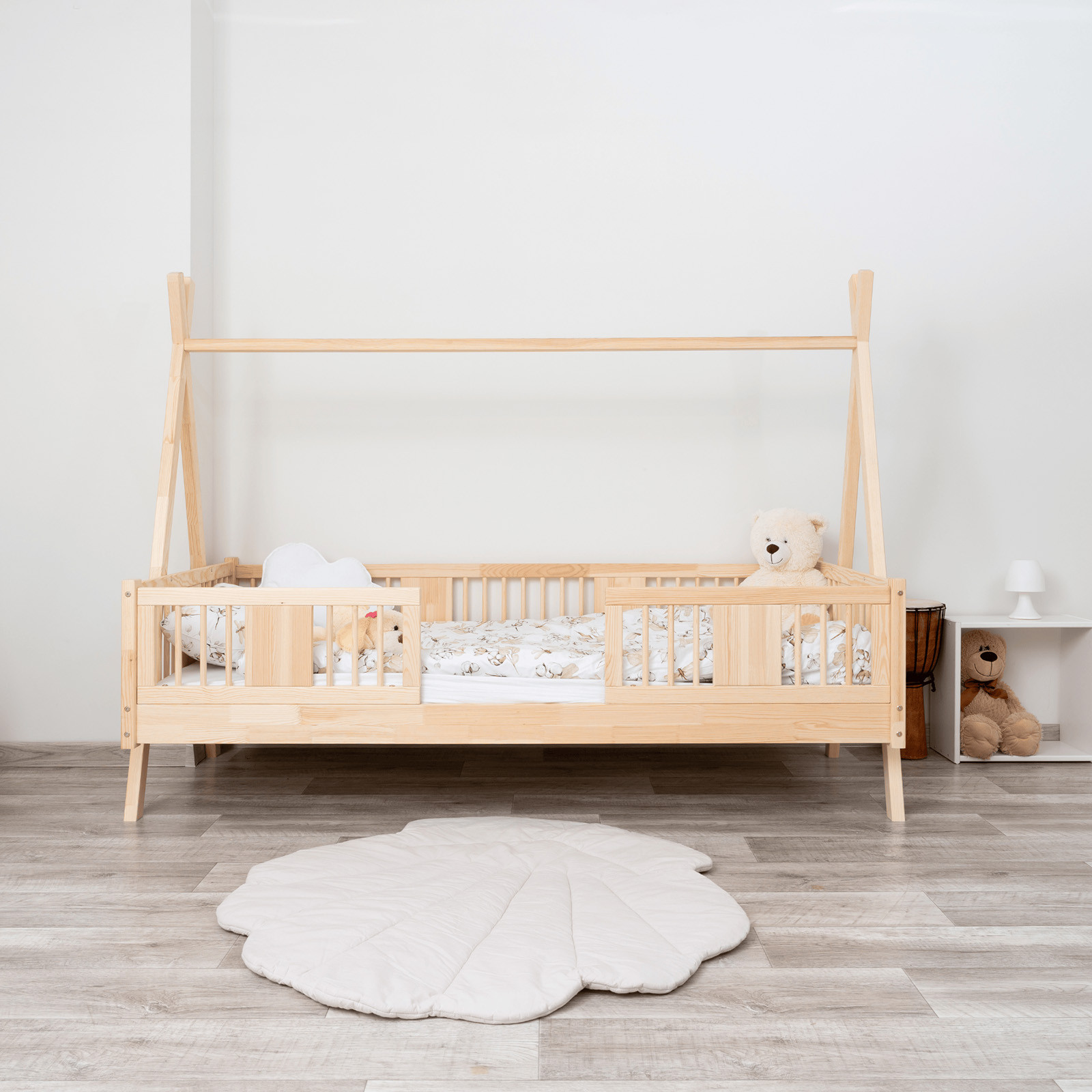 tl17 Kinderbett TIPI LUNA