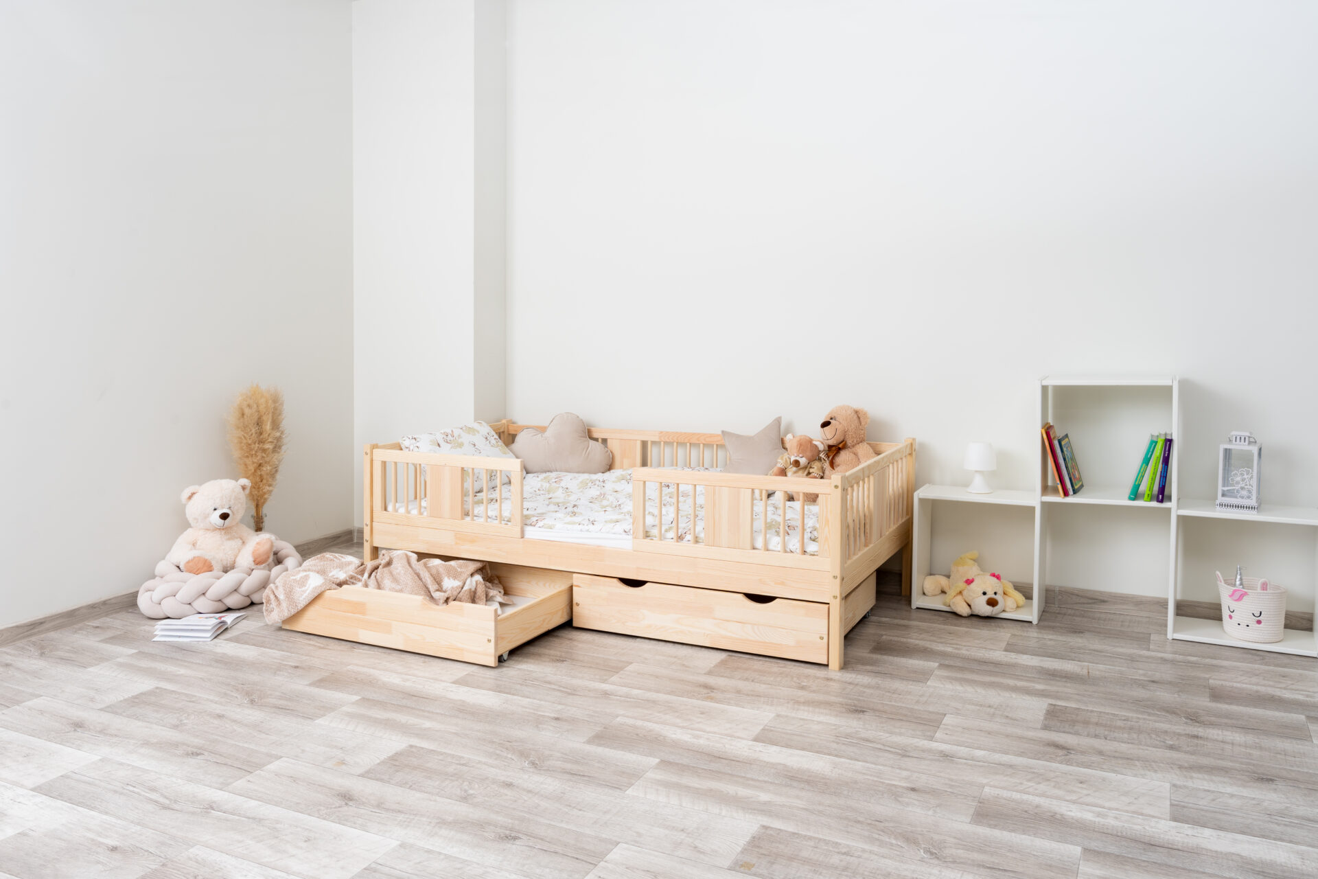 Kinderbett LUNA mit Schublade