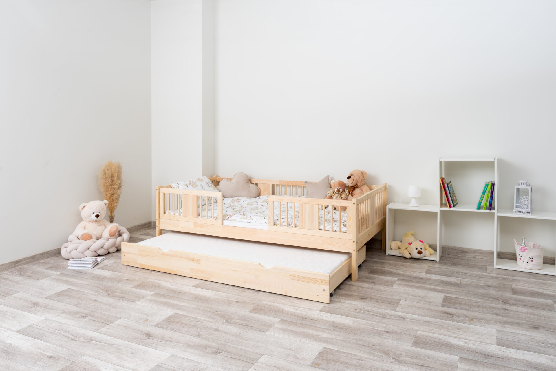 Kinderbett LUNA mit Schublade