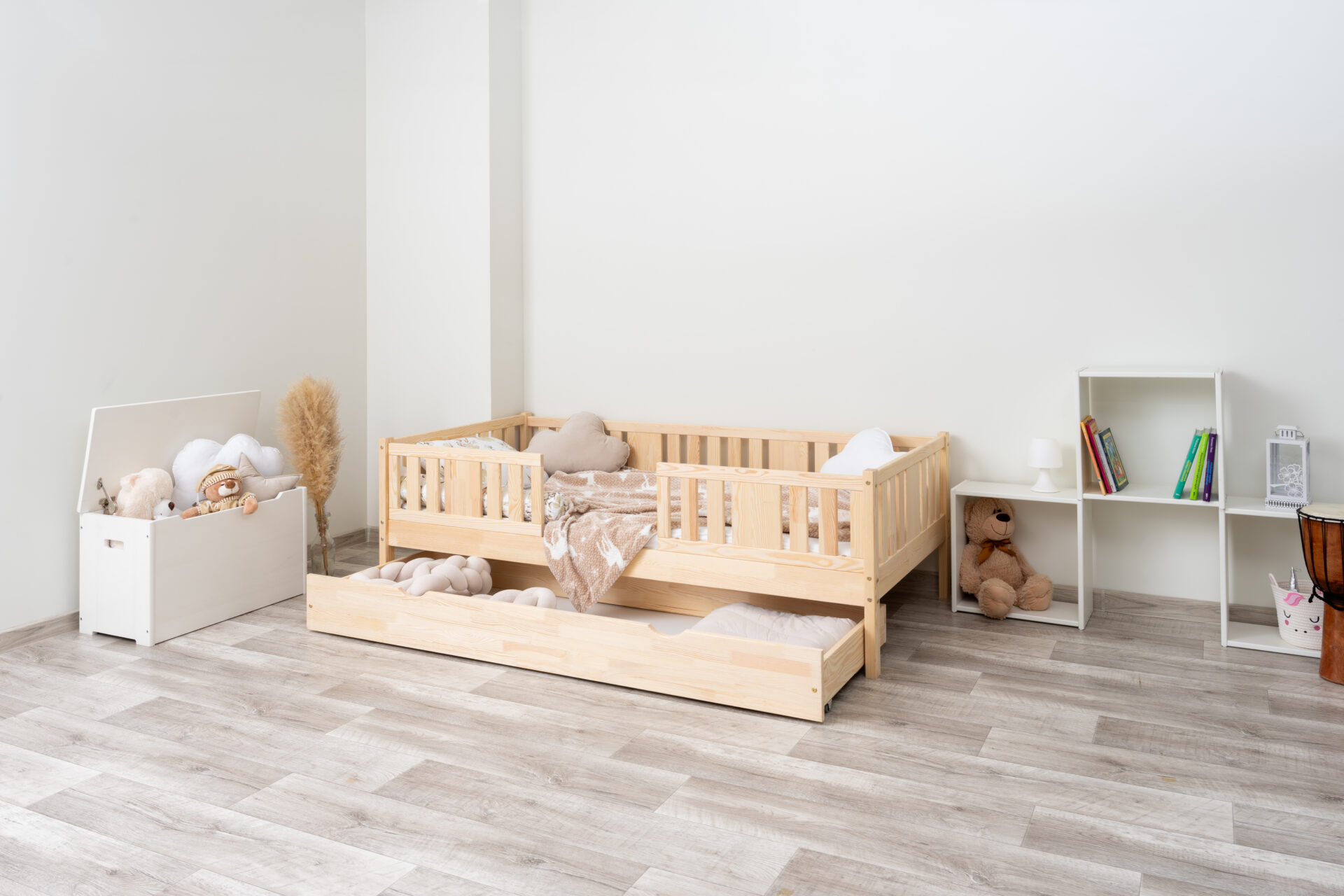 Kinderbett NIKO mit Schublade