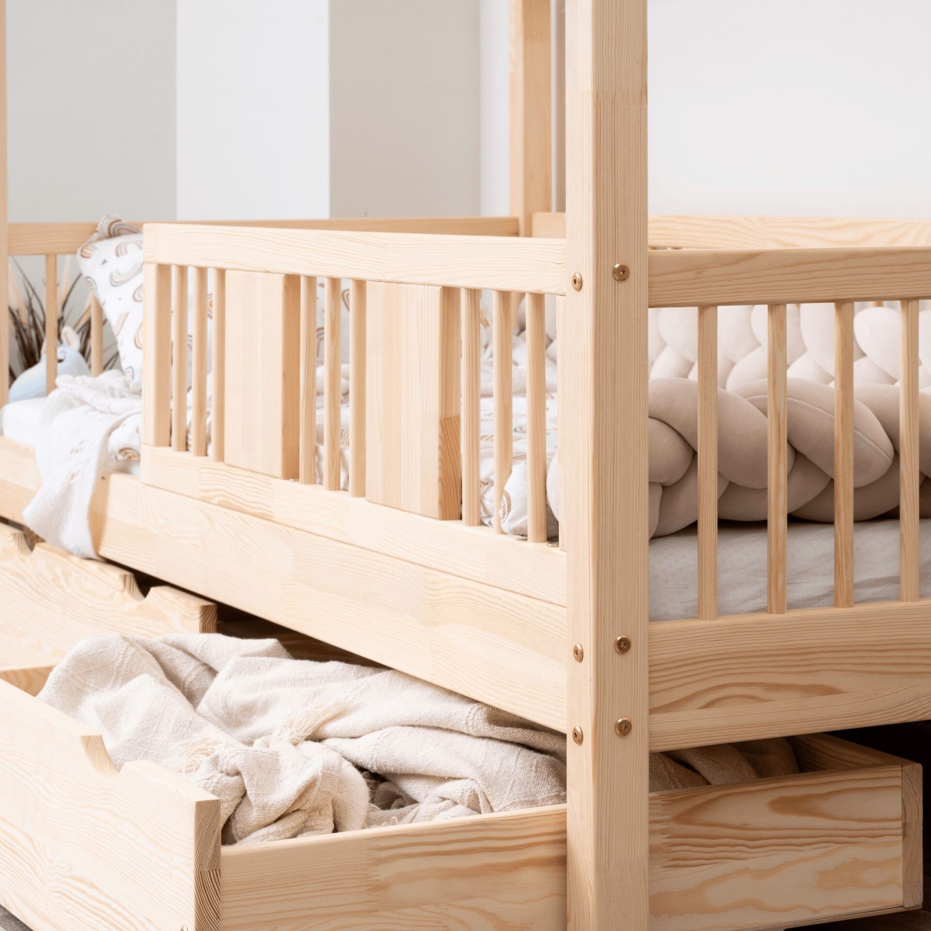 Kinderbett LUMINA mit Schublade