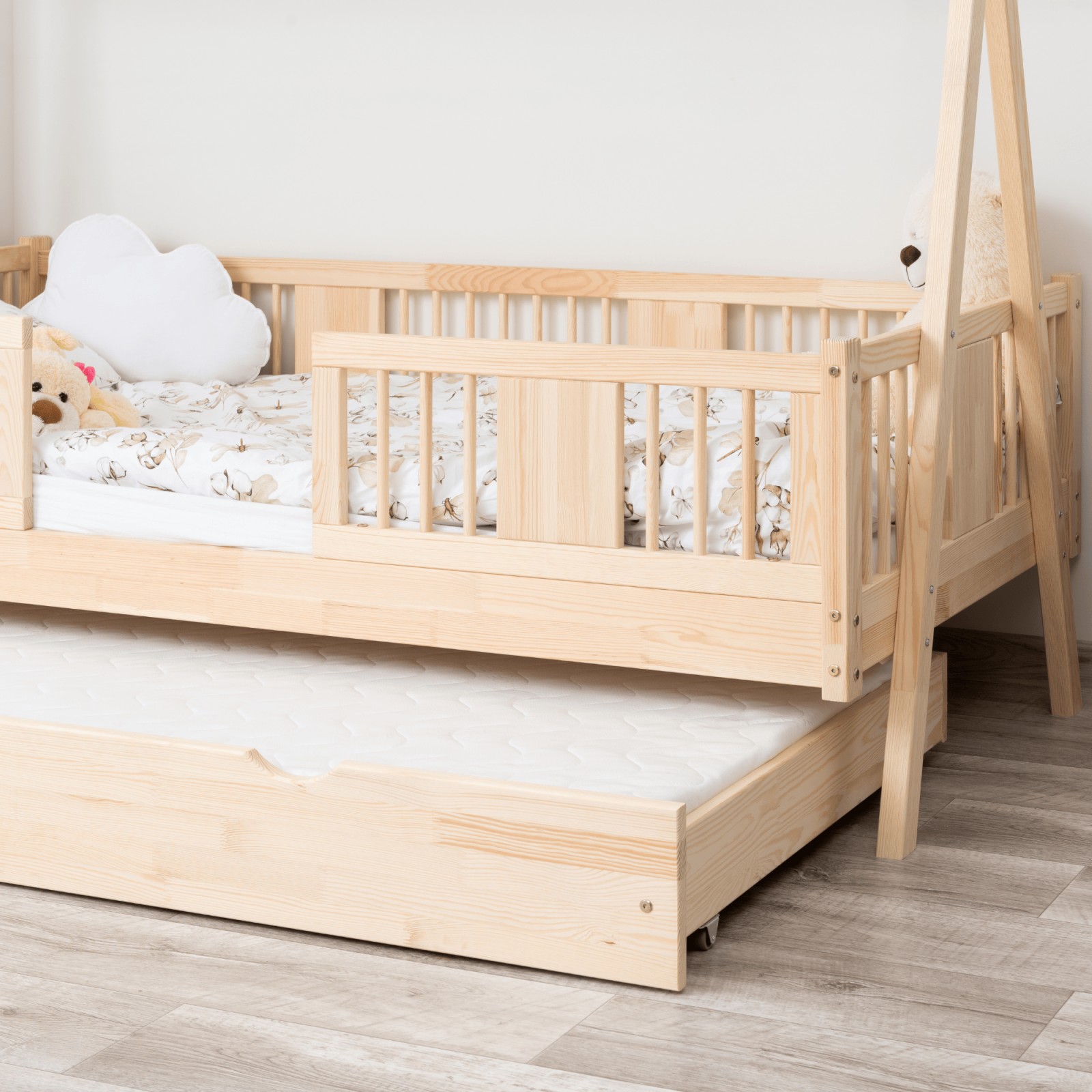 tl19 Kinderbett TIPI LUNA