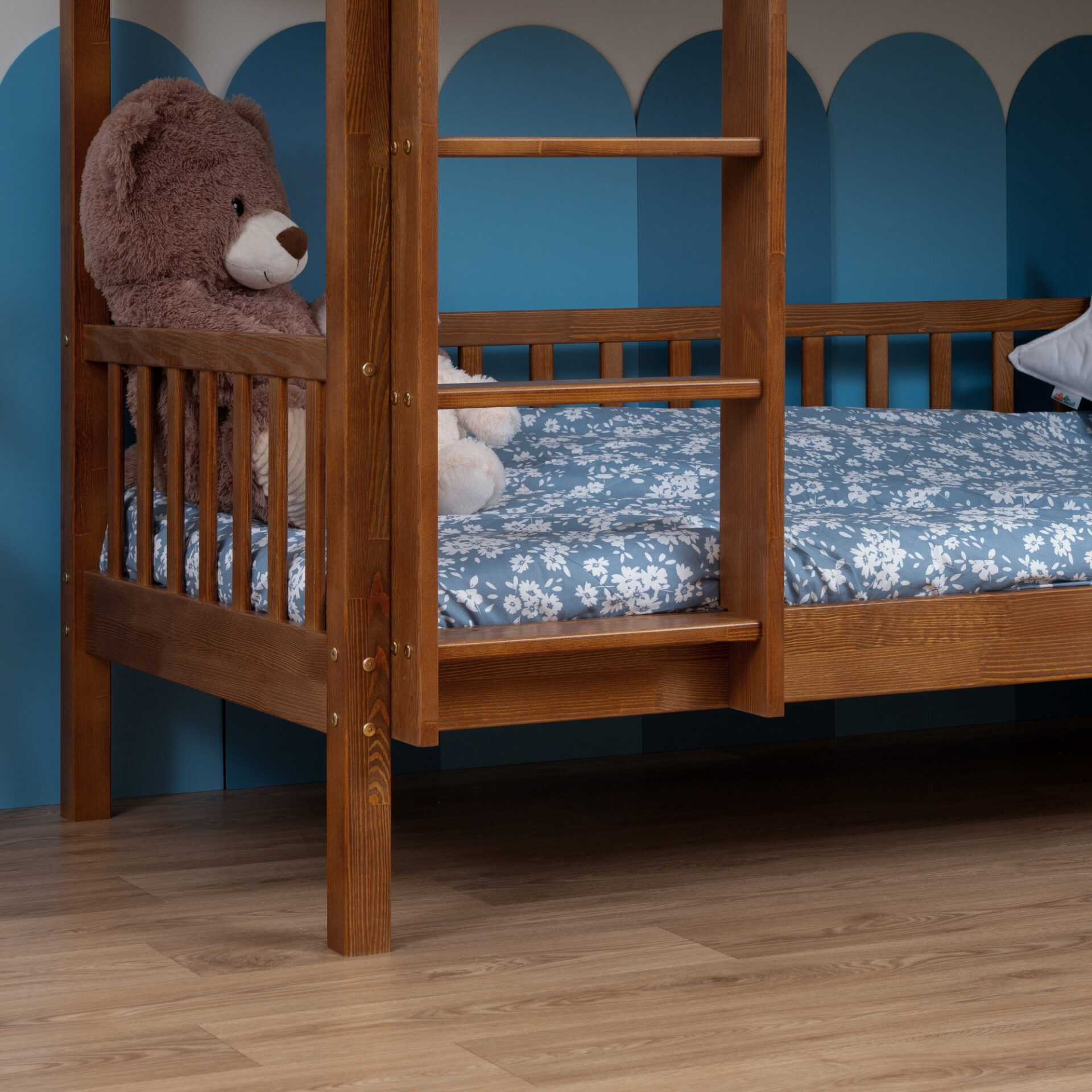 Etagenbett für Kinder KOSMO – Retro (1) Etagenbett für Kinder KOSMO aus Kiefernholz, Retro