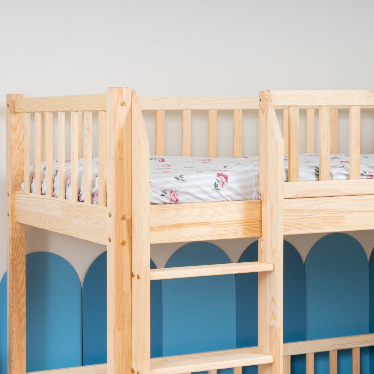Etagenbett für Kinder KOSMO – Kiefer natur (4) Etagenbett für Kinder KOSMO aus Kiefernholz, Kiefer natur