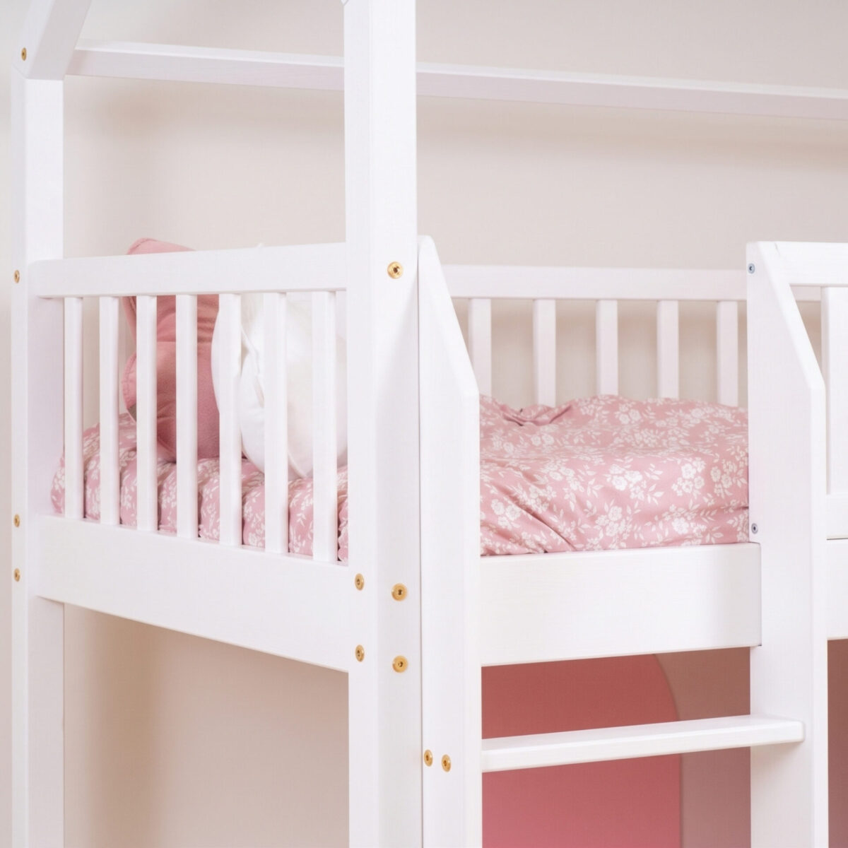 Hochbett KOSMO Long aus Kiefernholz, Weiss