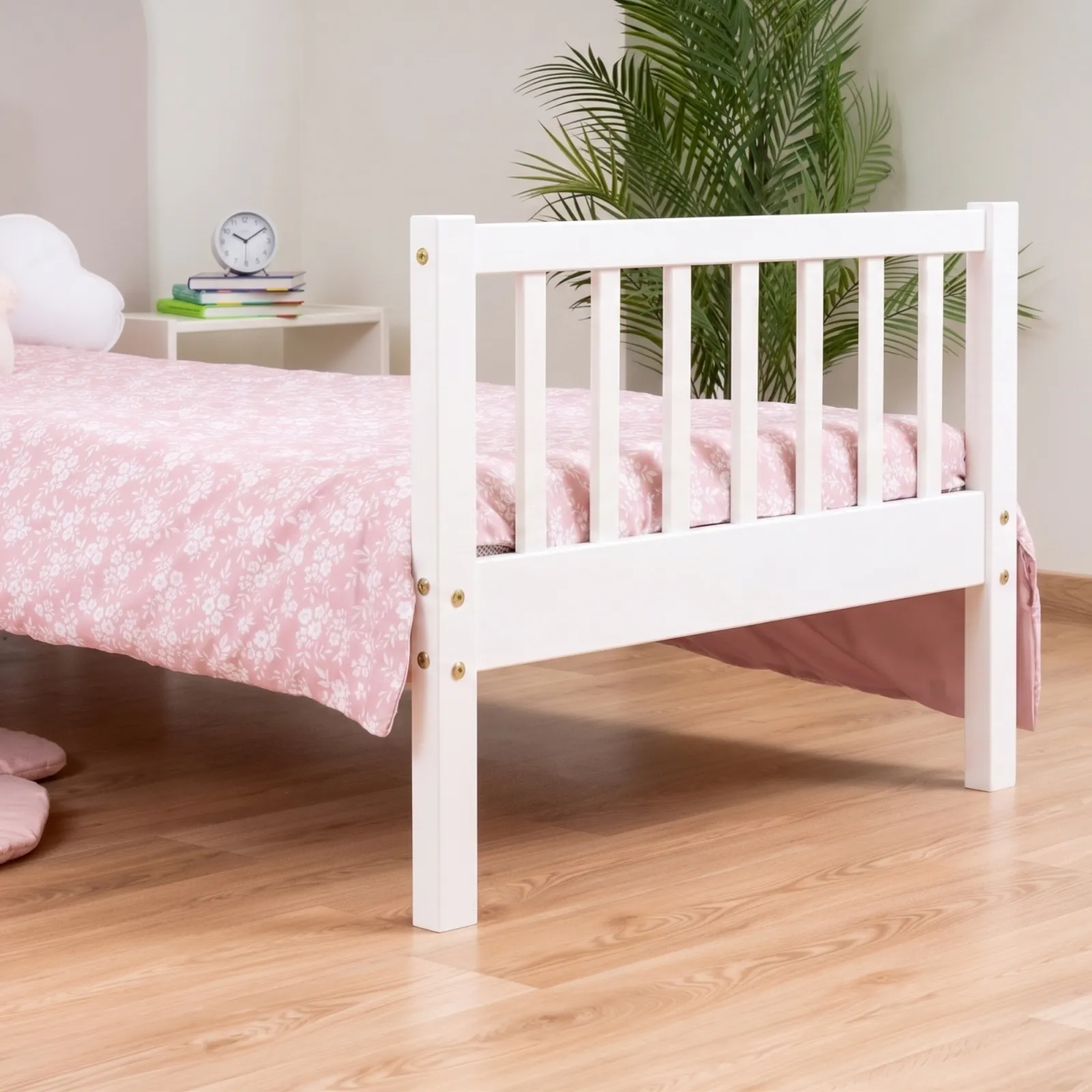 Kinderbett ELLA – white (headboard) Kinderbett ELLA aus Kiefernholz, Weiss, Kopfteil