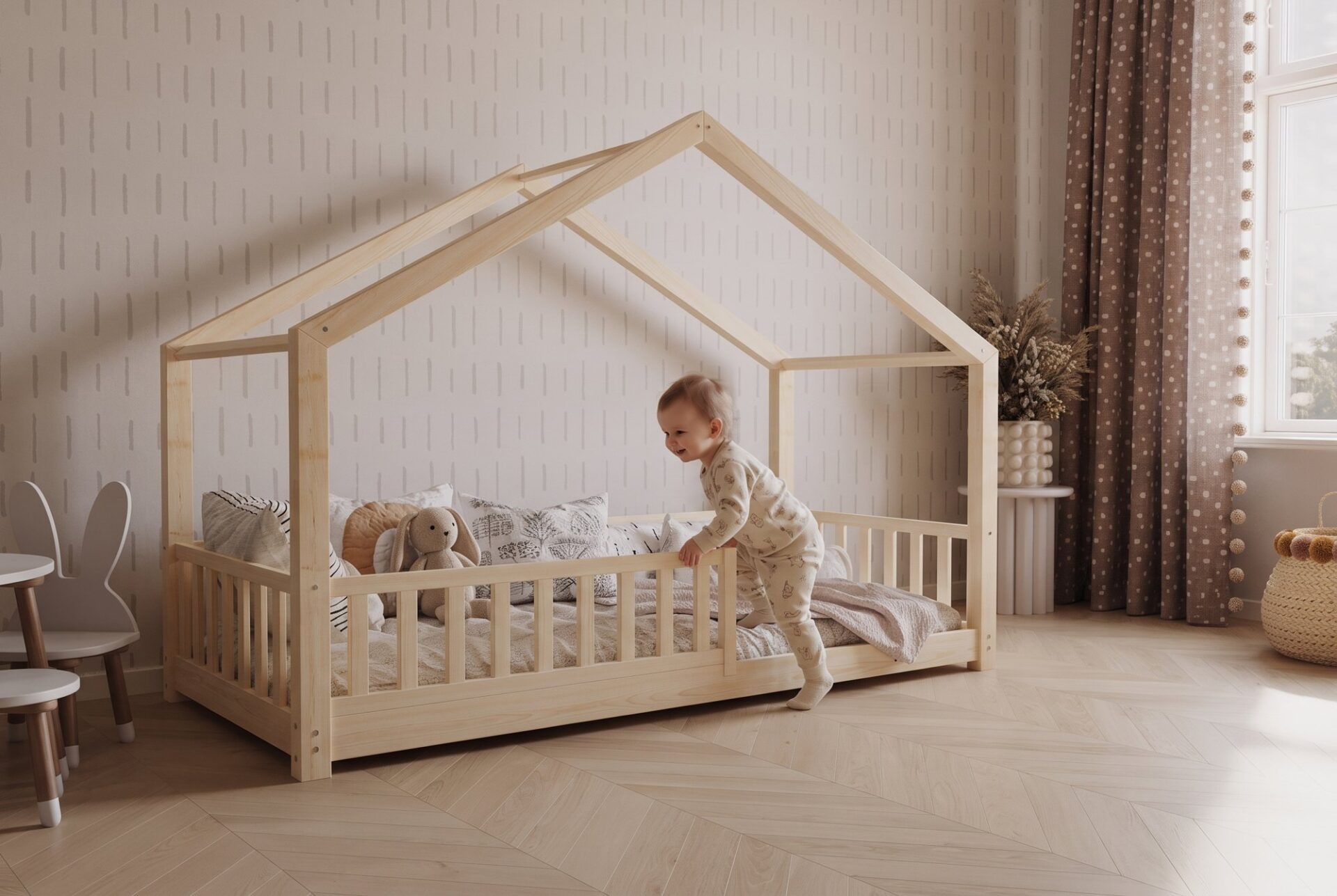 Kind im Kinderbett SELVIA mini